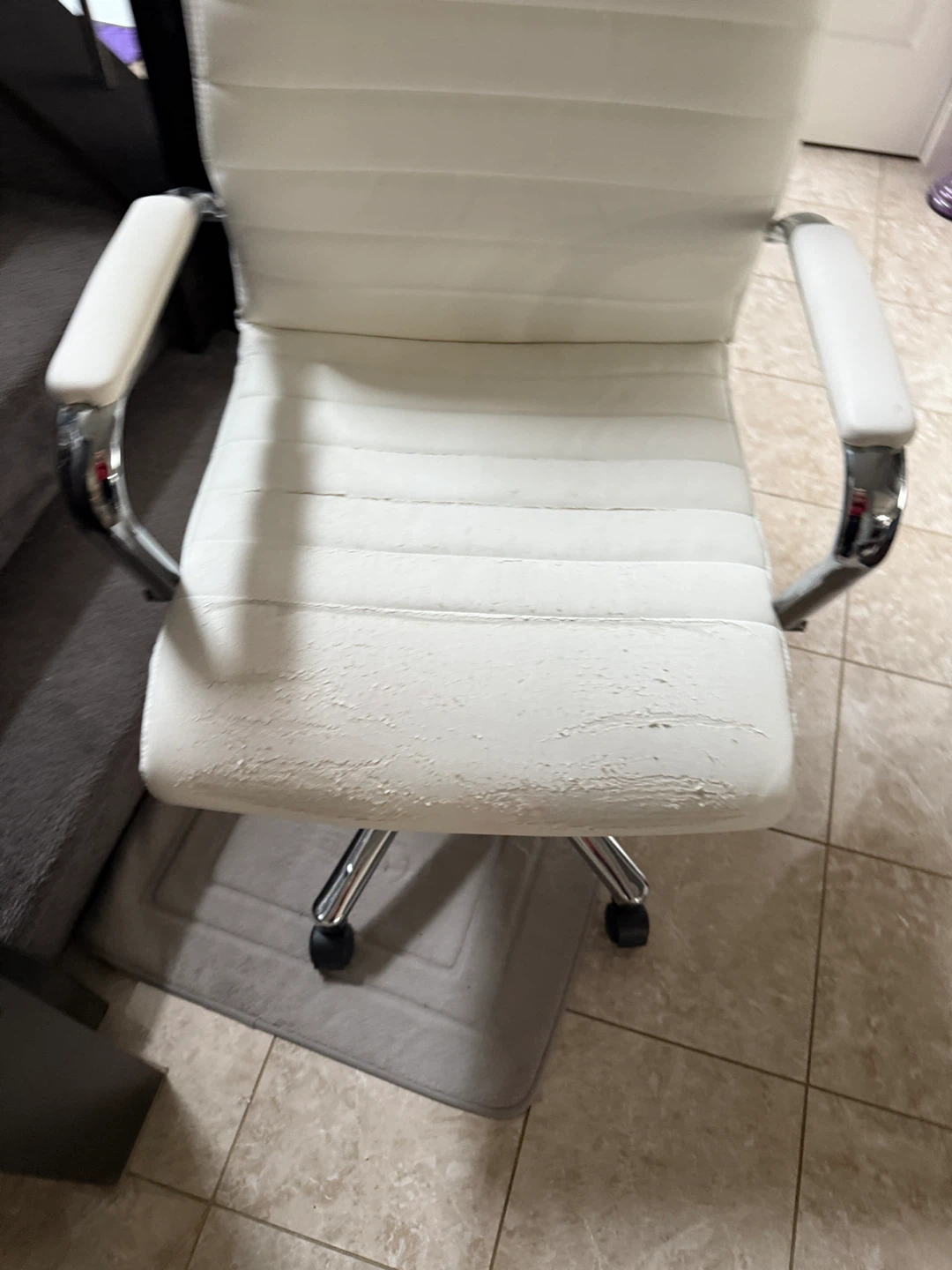 Free Chair