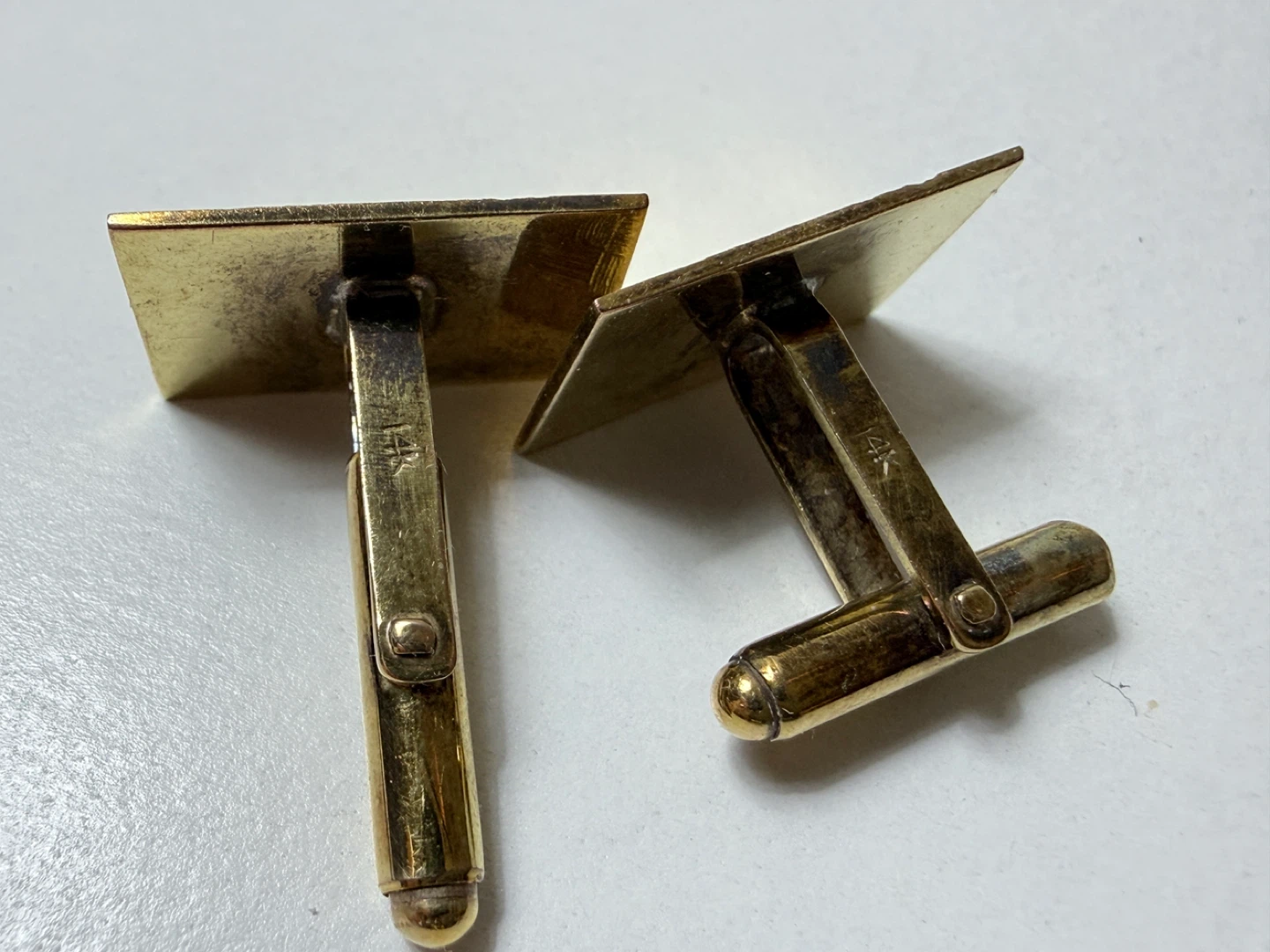 Gold Textured Rectangular Cufflinks with tie clip - photo 3