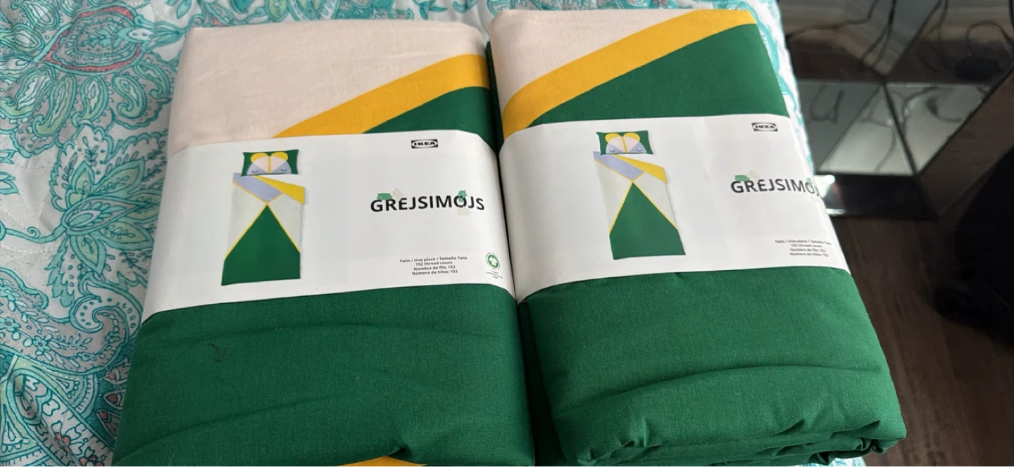 IKEA GREJSIMOJS Duvet Cover and Pillowcase Set - Twin