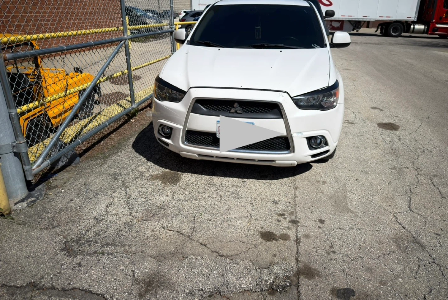 White Mitsubishi Outlander Sport