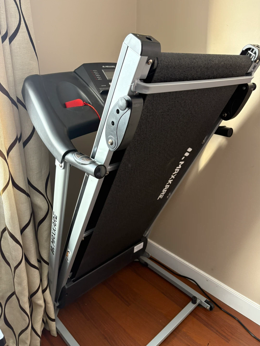MaxKare Treadmill - photo 3