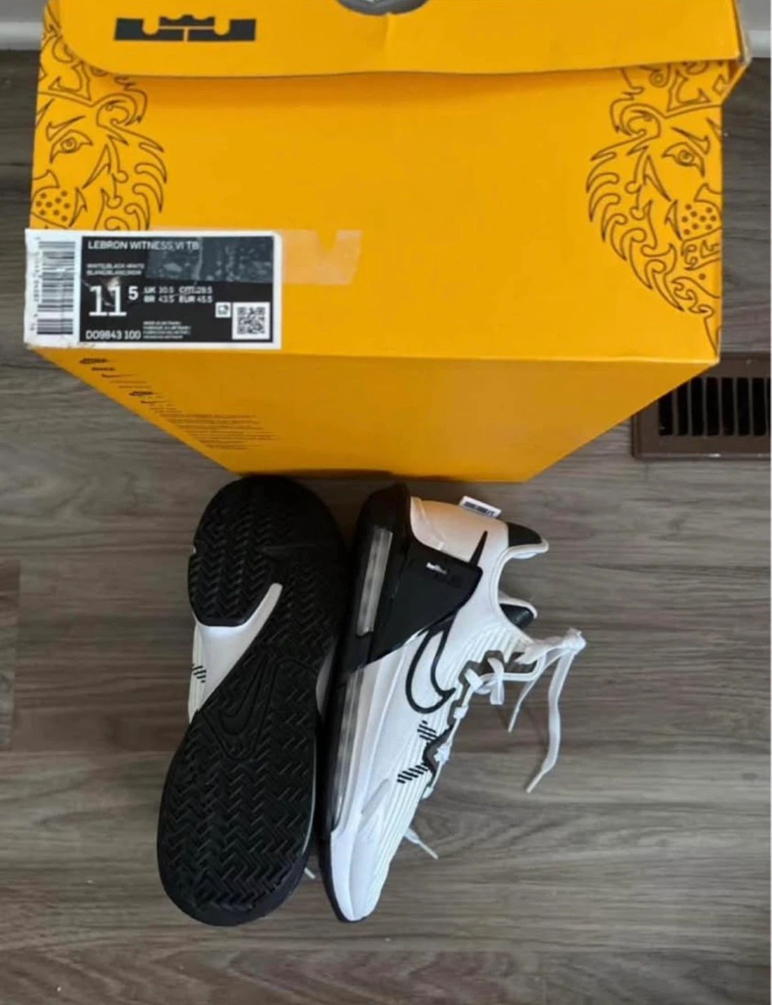 Nike LeBron Witness Basketball Shoes White/Black Size 11.5 - photo 2