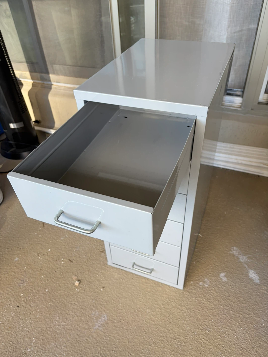 Grey Metal 6-Drawer Filing Cabinet - photo 3