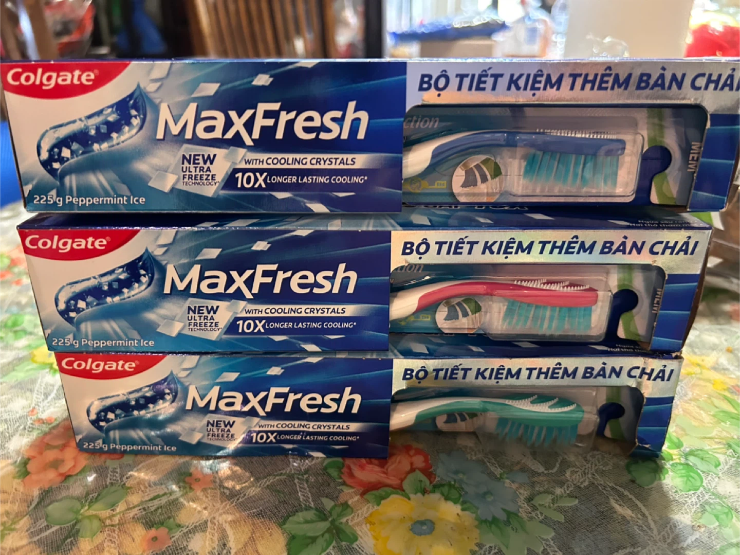Max fresh Colgate 8 ounces