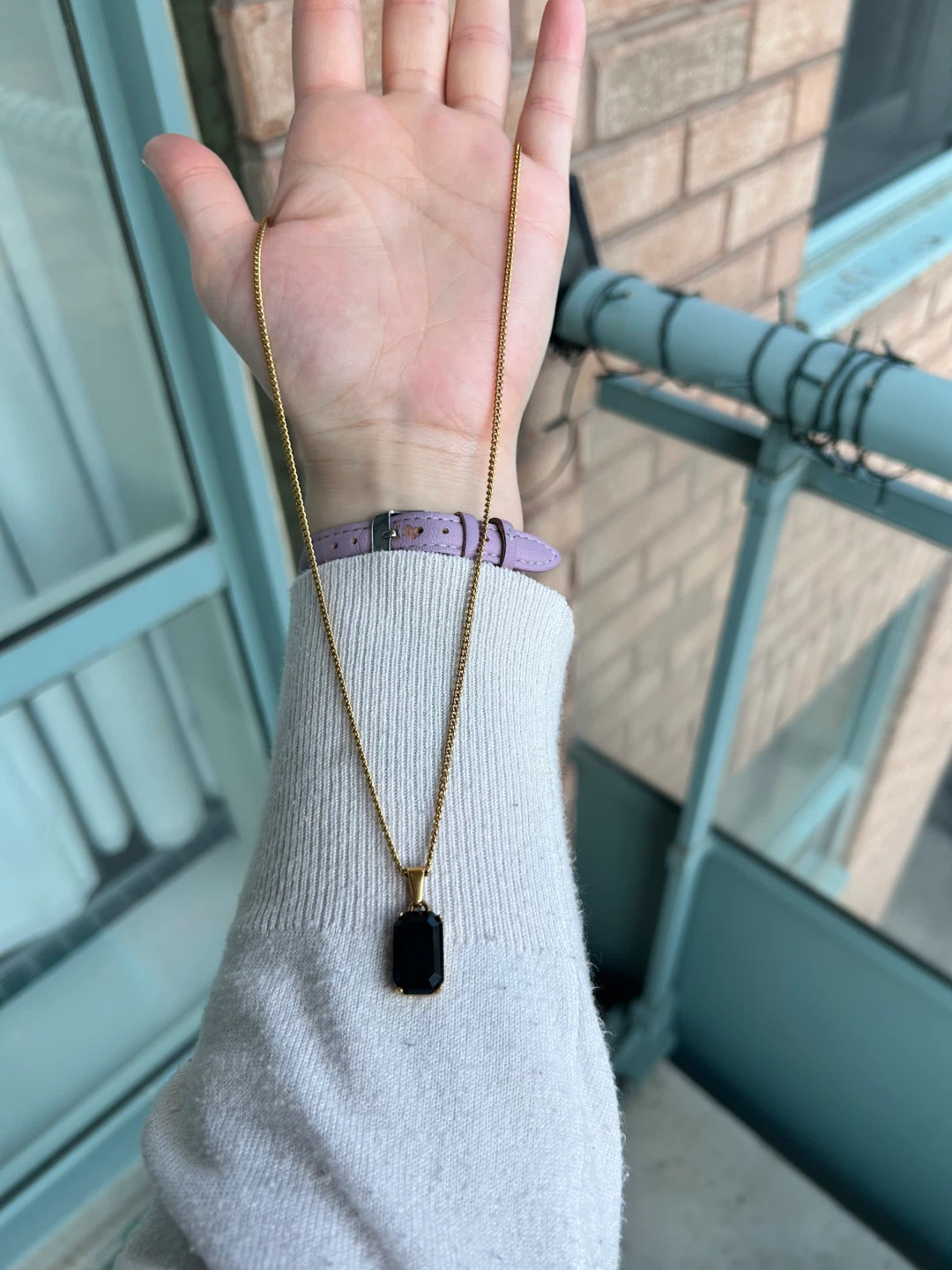 Gold Necklace with emerald cut Onyx pendant - photo 3
