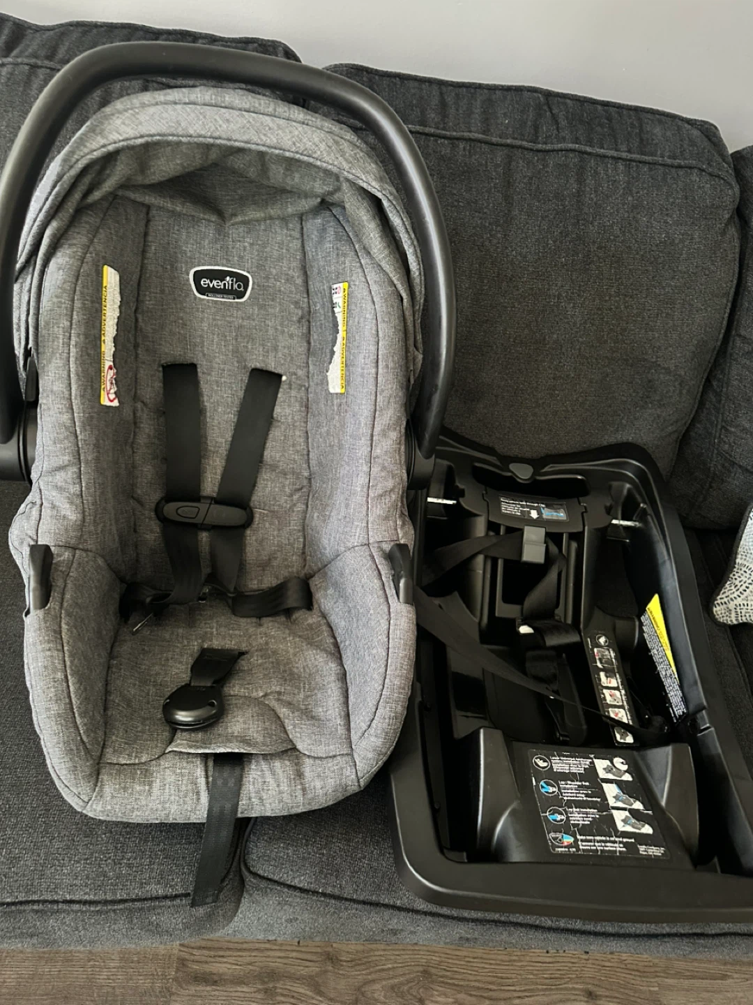Evenflo Litemax Sport Infant Car Seat with Base