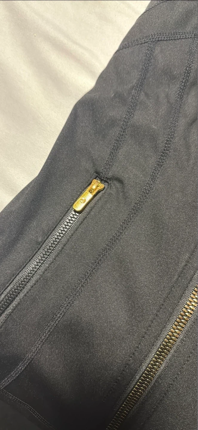 Lululemon Black Full Zip Jacket Size 08 - photo 2