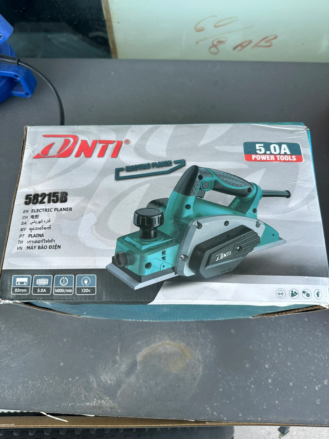 DNTI 58215B 5.0A Electric Planer
