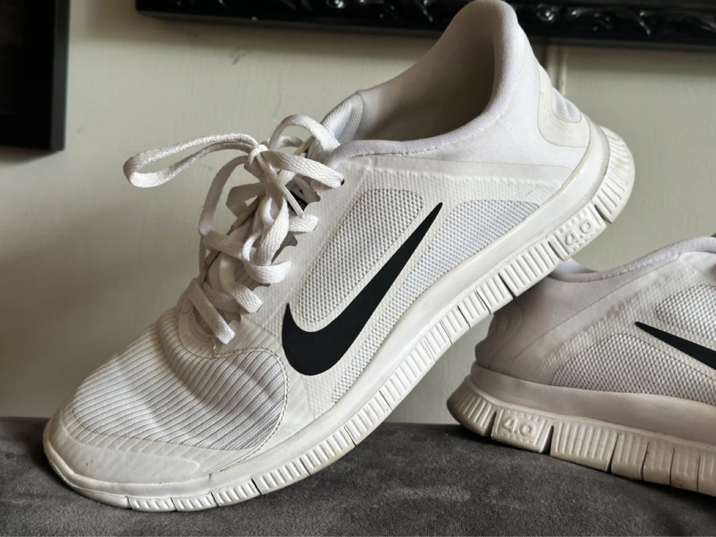 White Nike Free Running Shoes - photo 2
