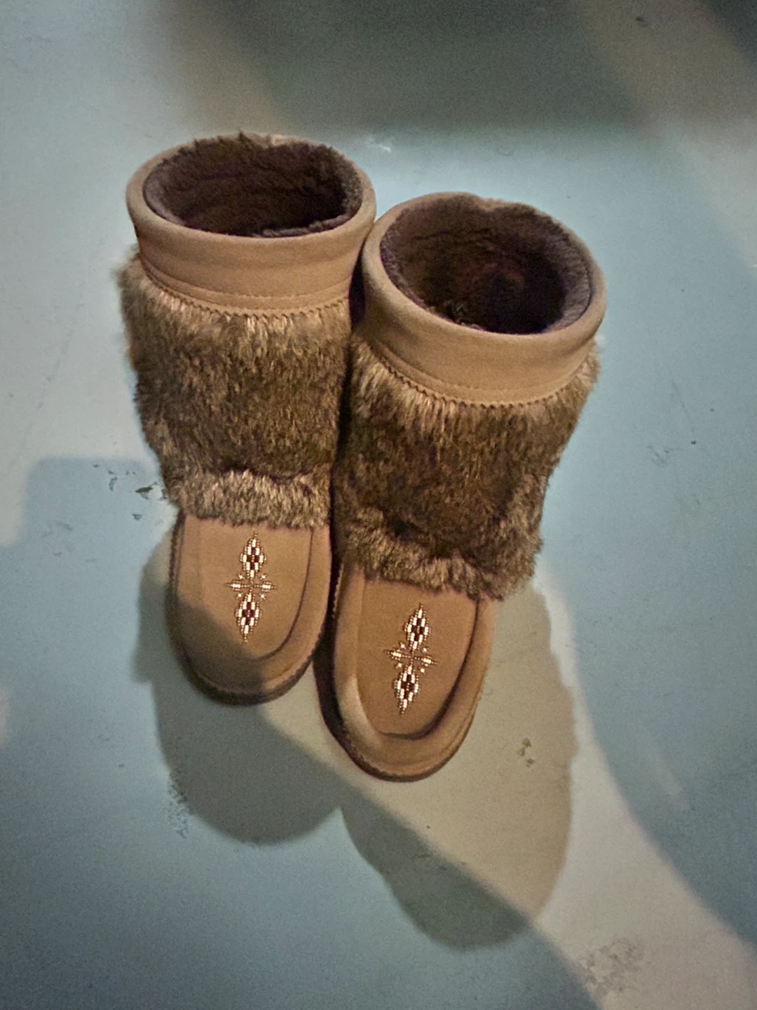 Manitobah Mukluks Moccasin Boots Size 7