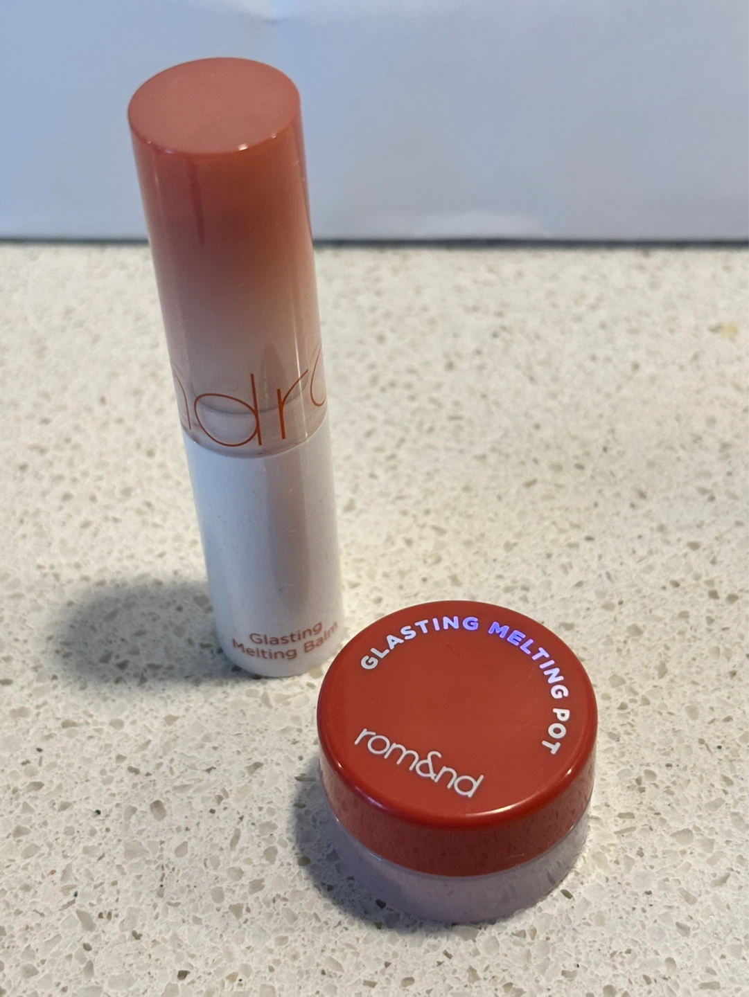 Rom&nd Glasting Melting Balm + Melting Pot 05 Nougat Sand