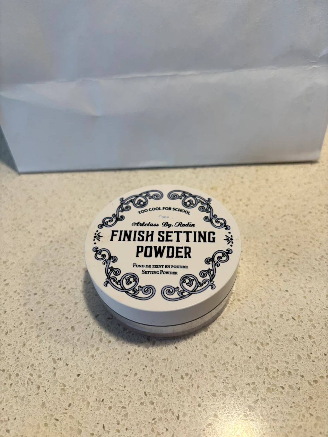 Too Cool For School Artclass By Rodin Finish Setting Powder
