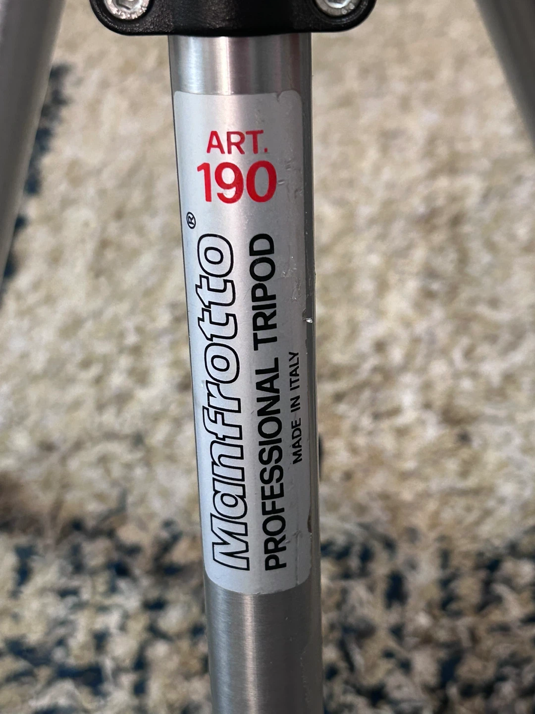 Manfrotto professional tripod - photo 2