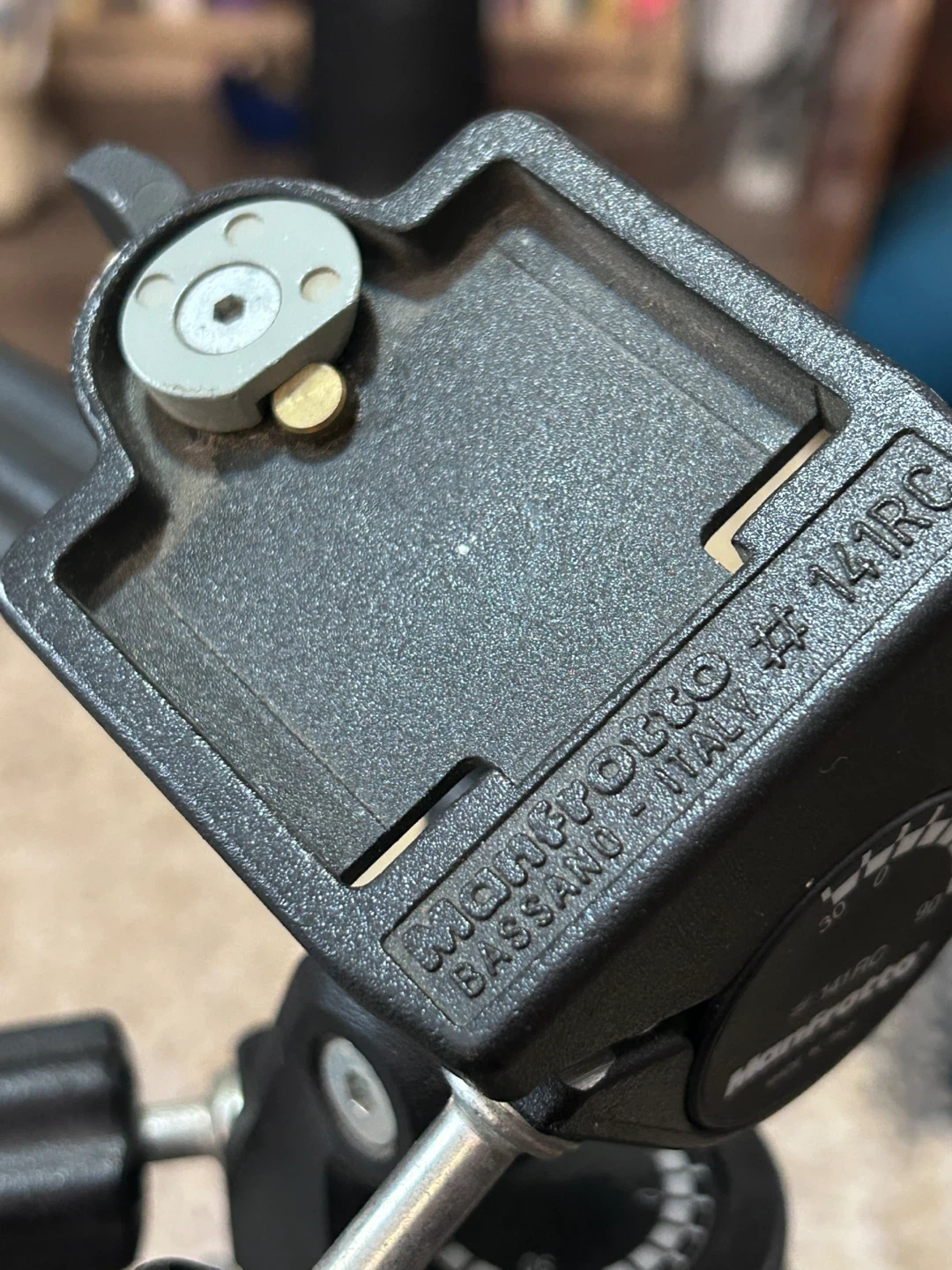 Manfrotto professional tripod - photo 3