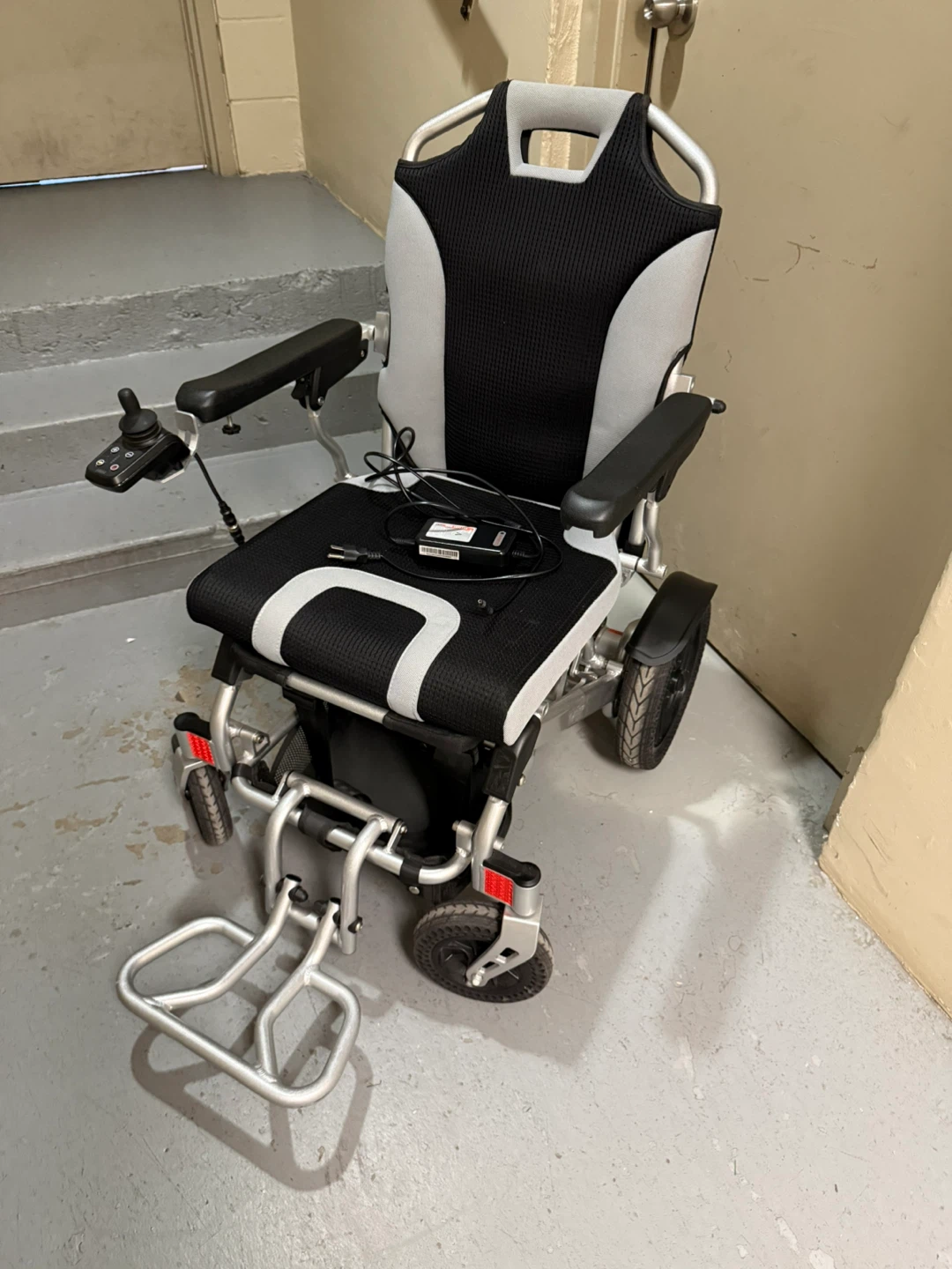 Folding Electric Wheelchair **LIKE NEW**