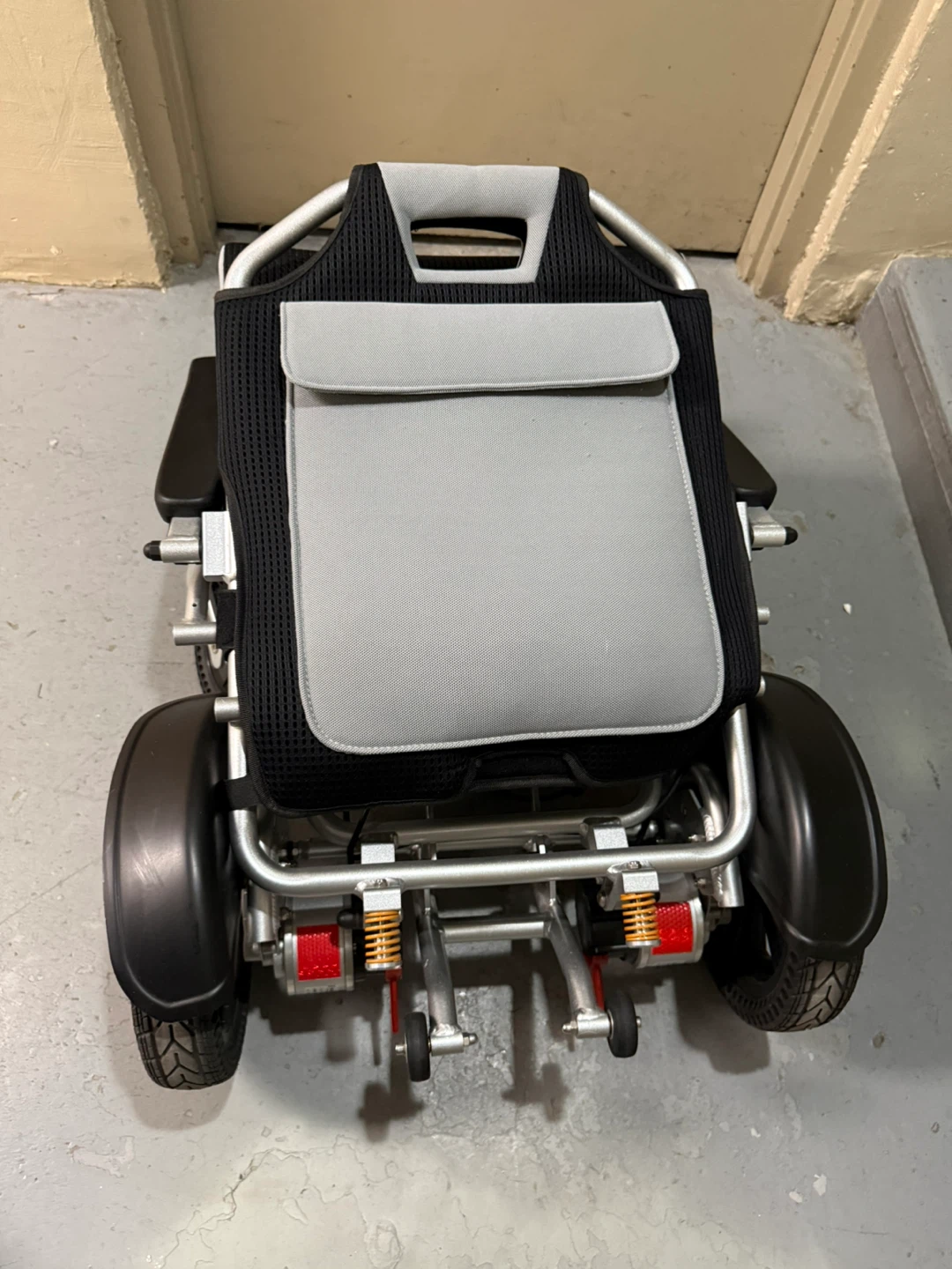 Folding Electric Wheelchair **LIKE NEW** - photo 4