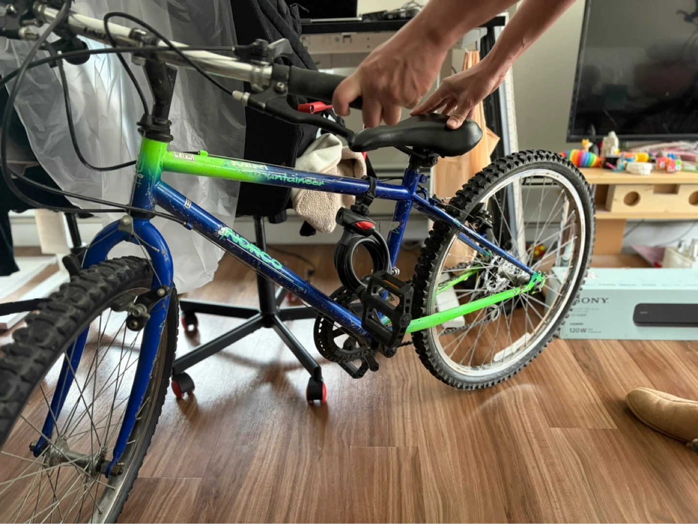 2 bike + kits - photo 4