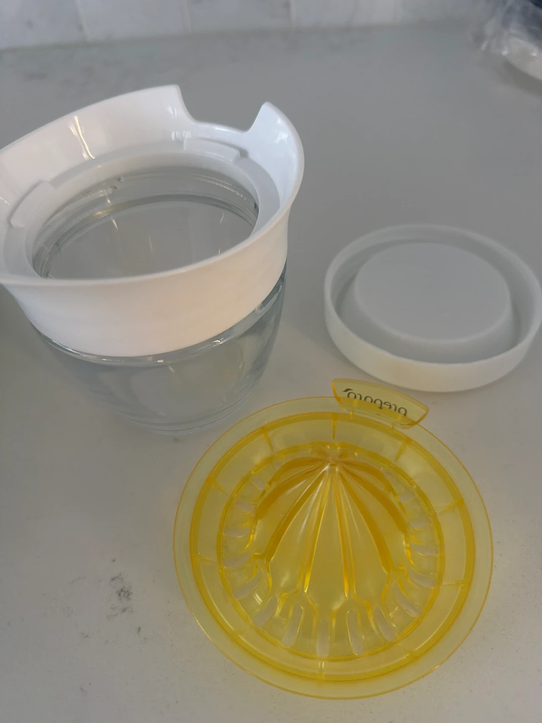 OXO Green Food Keepers and Citrus Squeezer Set - photo 3
