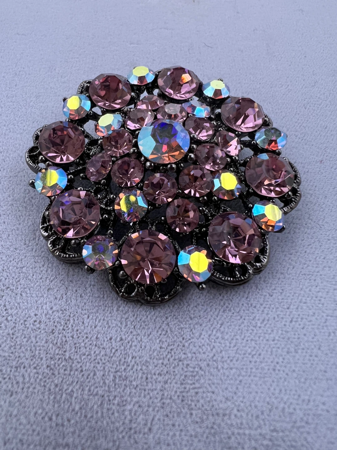 Vintage Shimmering Rhinstone Brooch - photo 5