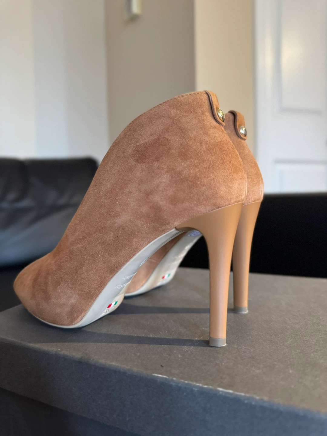 Nero Giardini Brown Suede Peep-Toe Heels Size 36 - photo 4