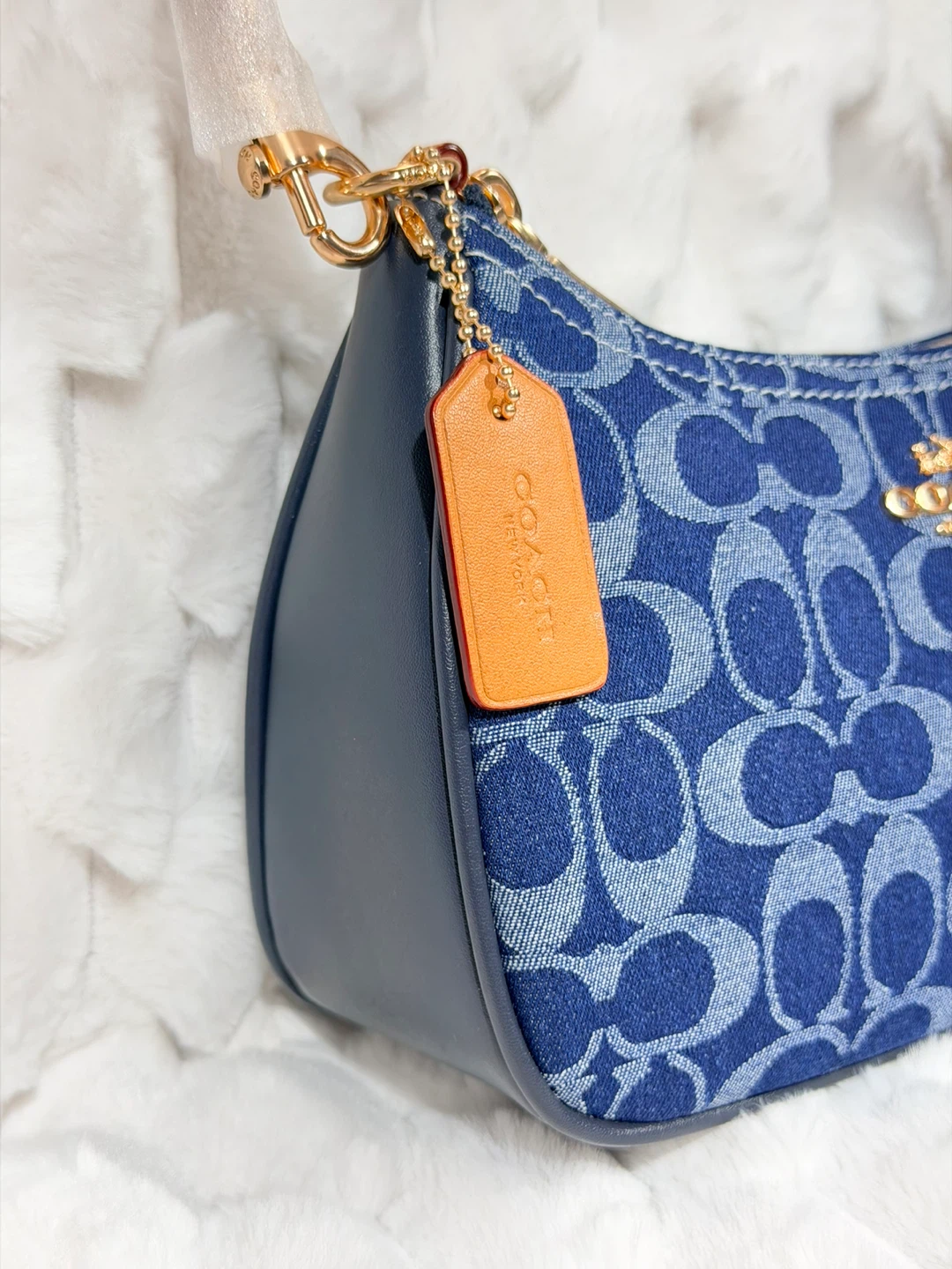 💙Coach Teri Shoulder Bag | Denim Blue | Gold Chain ✨ - photo 3