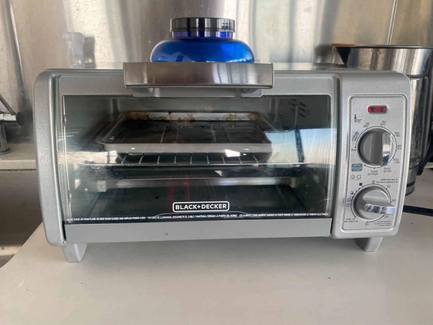 BLACK+DECKER 4-Slice Toaster Oven