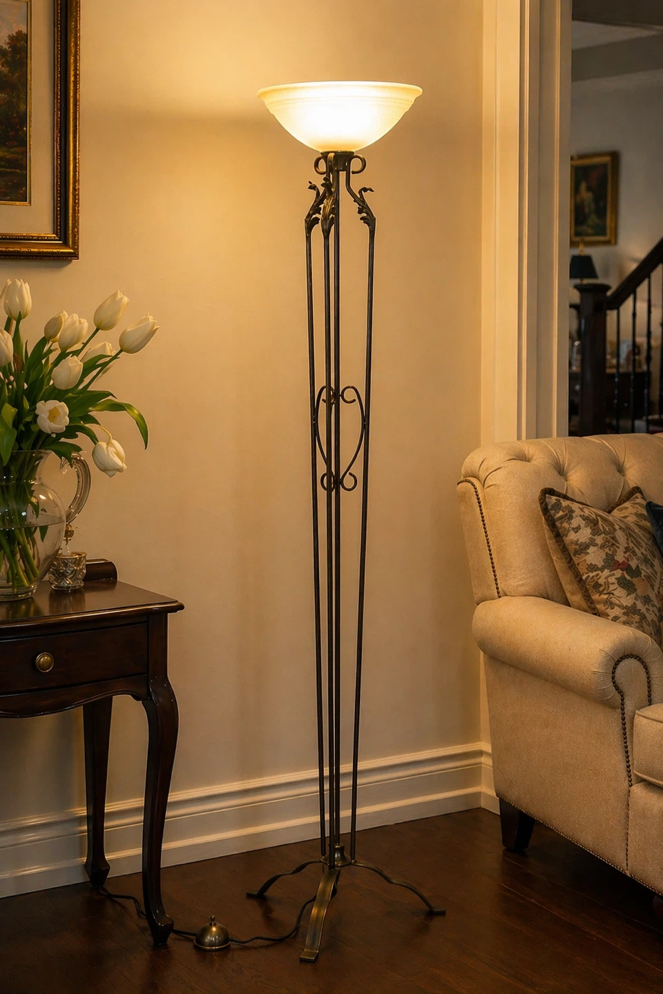 Vintage Style Floor Lamp with Metal Base - photo 2