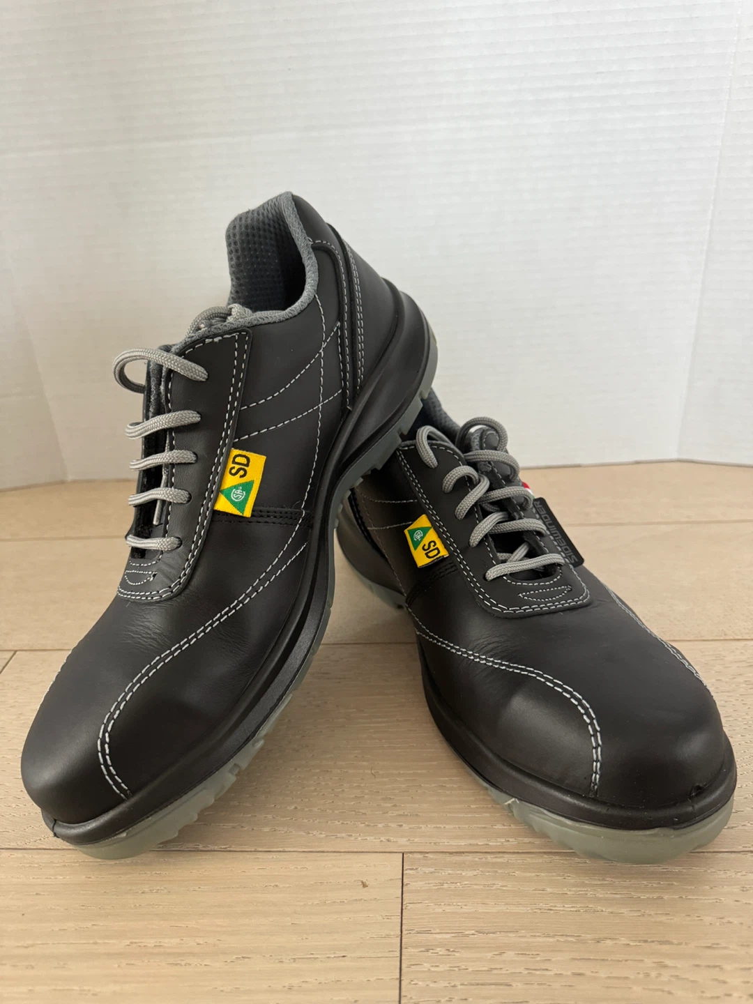 Sidewinder Black Safety Shoes Size 7 / 41