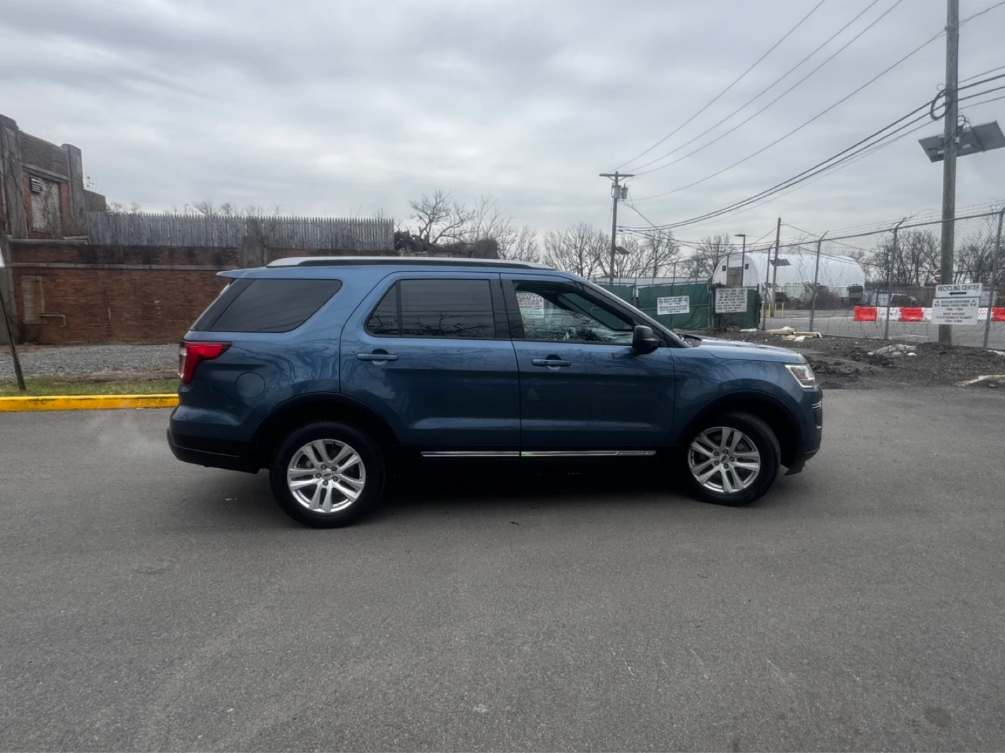 2018 Ford Explorer XLT - photo 4