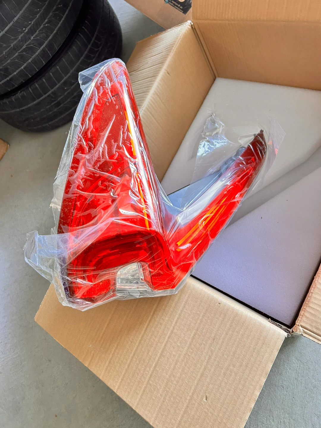 Honda CRV 2020-2022 tail light - photo 4