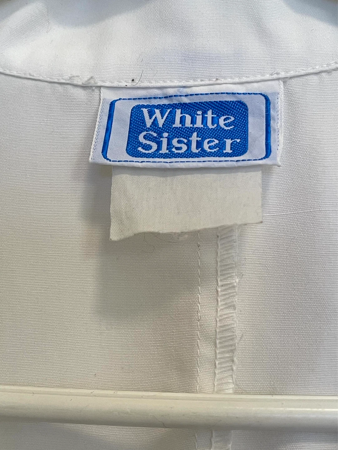 White Sister Lab Coat - photo 3