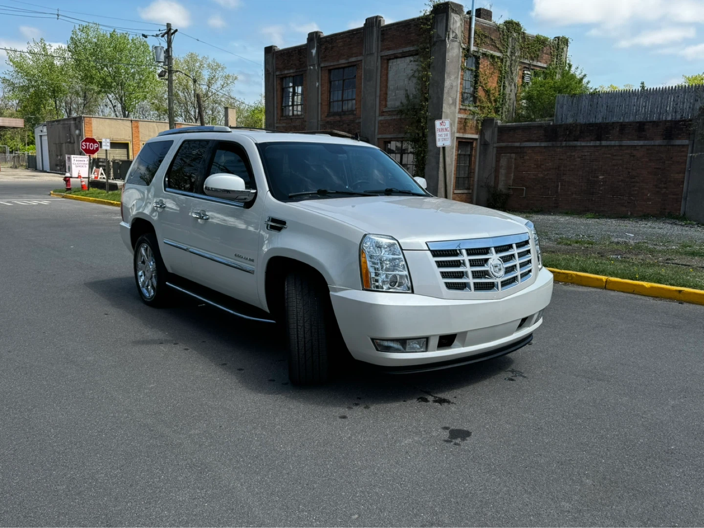 2011  Cadillac Escalade SUV - photo 3