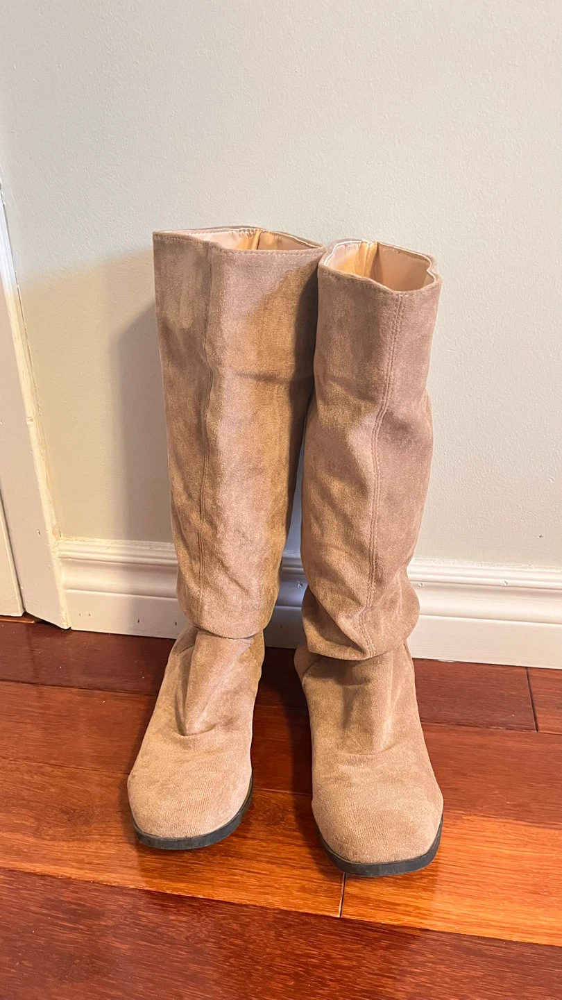 Women's Tan Suede Slouch Boots