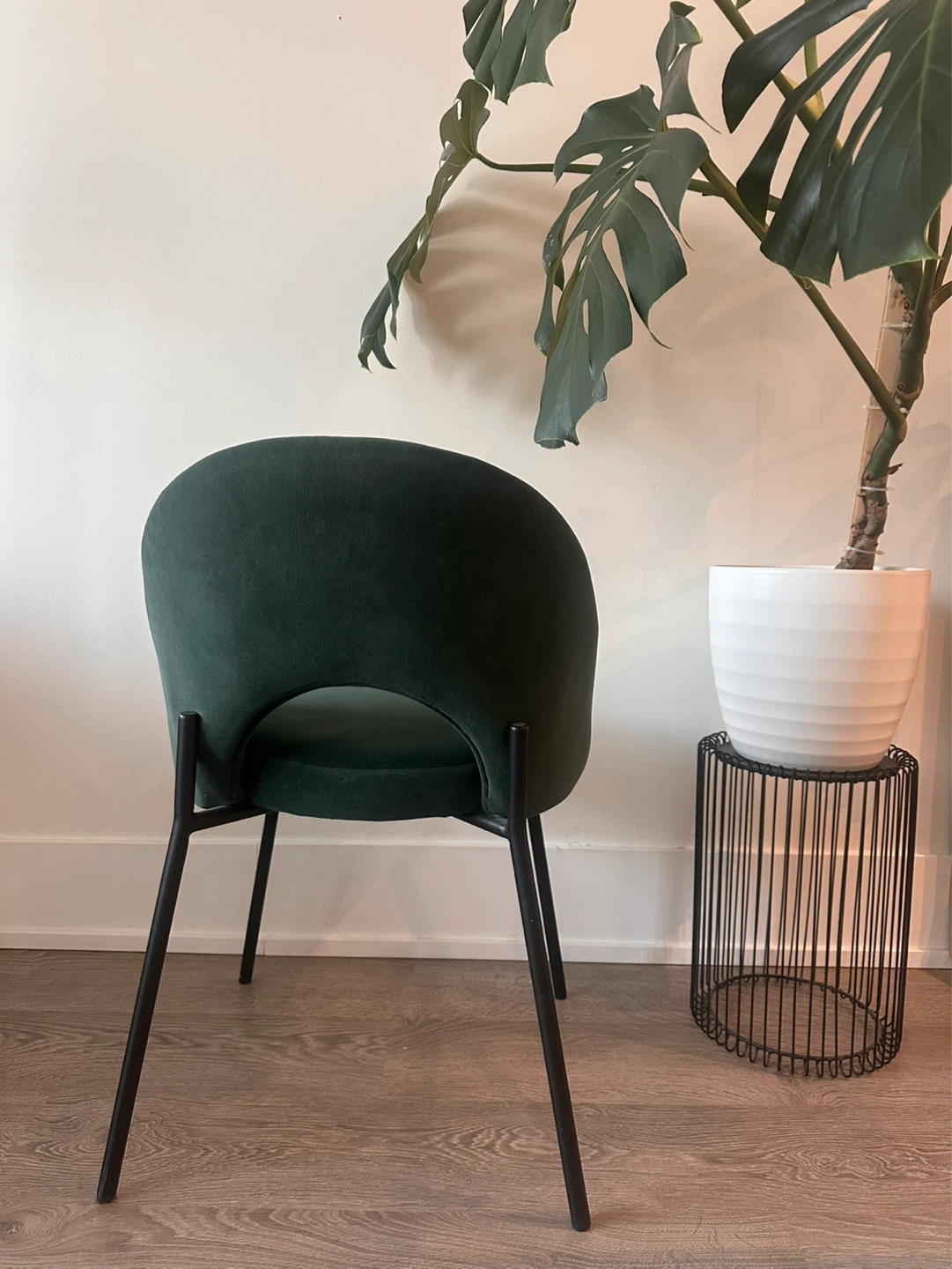 Green Velvet Chair - photo 2