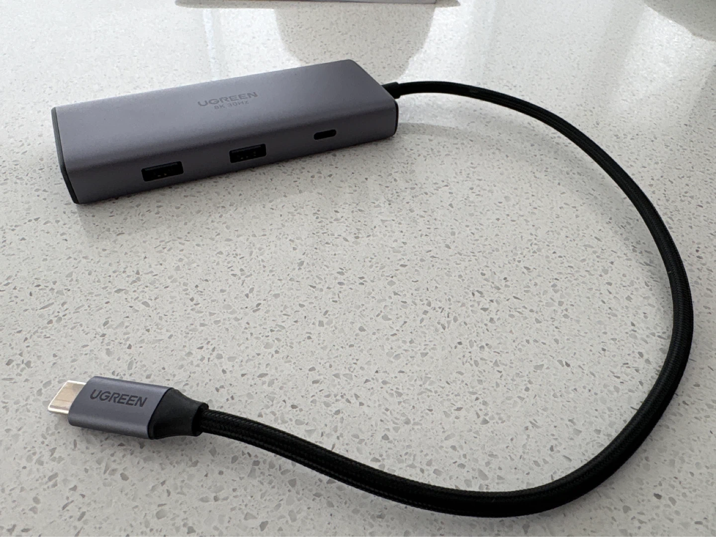 🌱 UGREEN USB-C Multifunction Adapter 8K 30Hz - photo 2