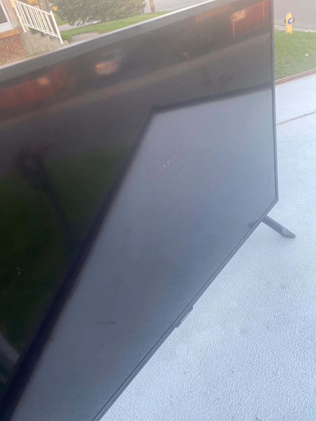 32” Samsung Flat Screen TV - photo 2