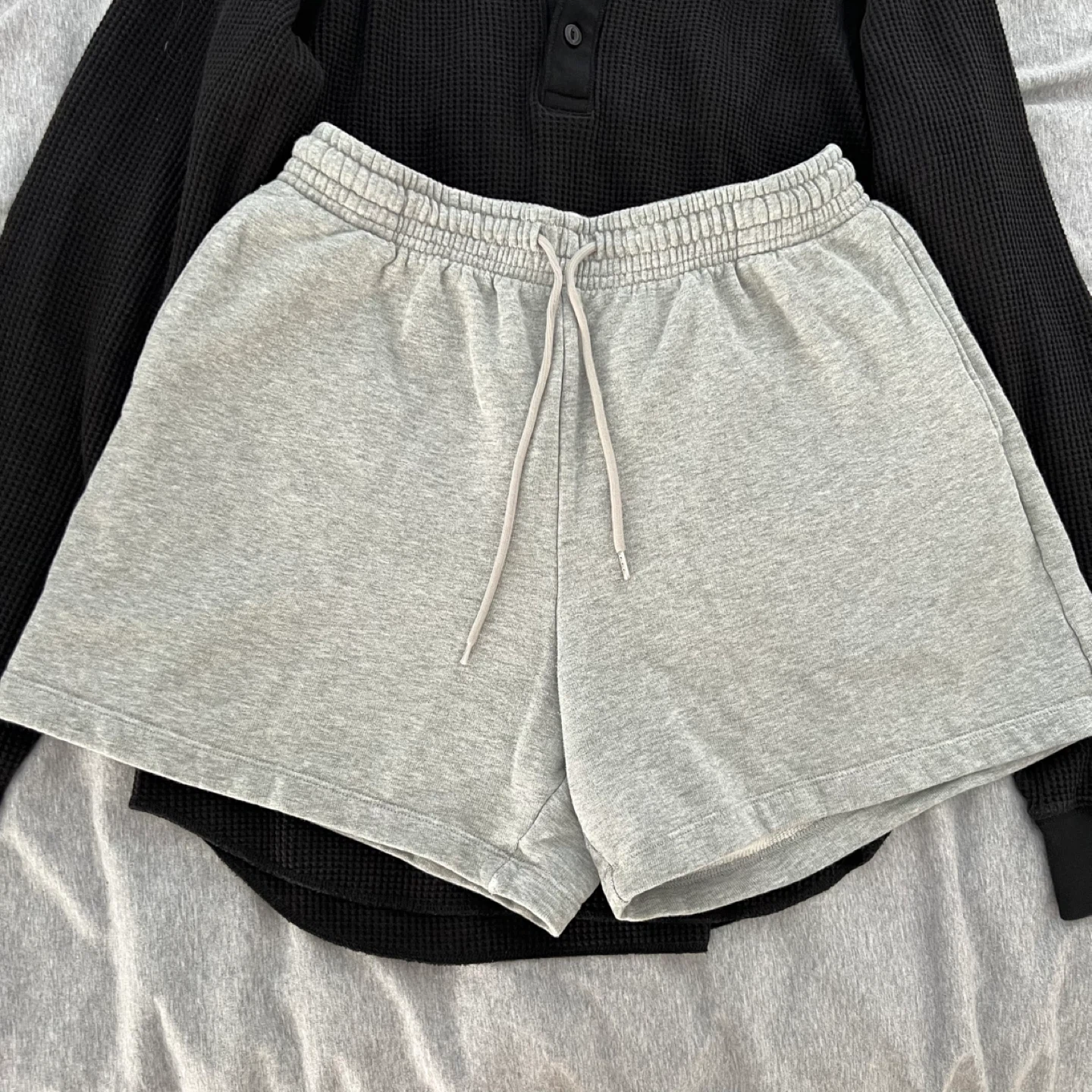 (Retail $79)Uniqlo Waffle Henley Shirt & Shorts Bundle - photo 5