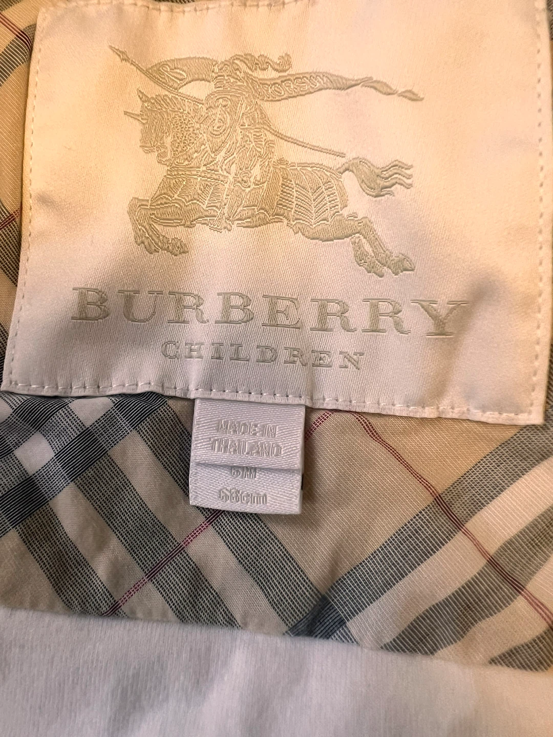 Original & authentic Burberry White Quilted Jacket 3-6 Months - photo 4