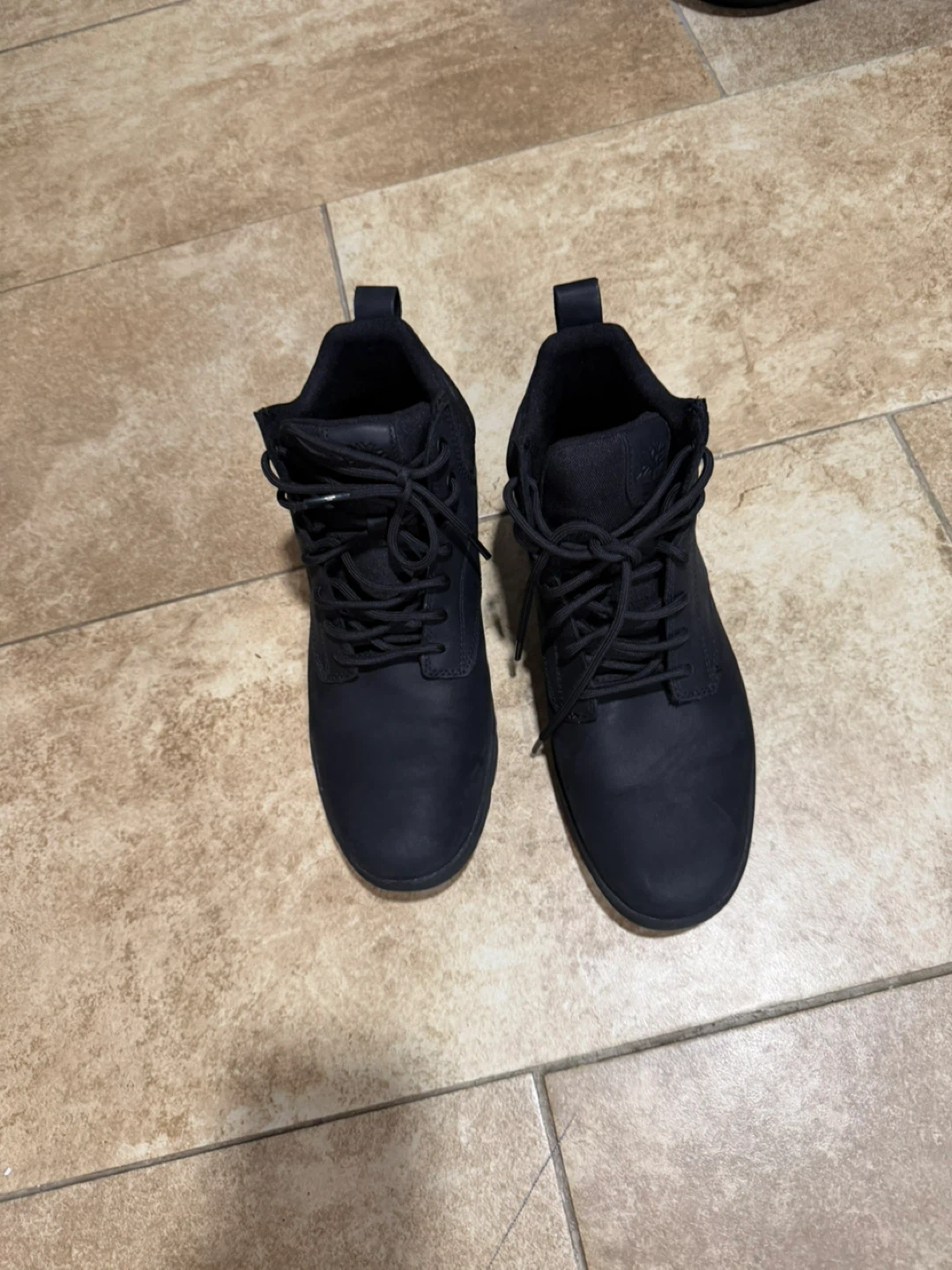 Timberland Black Leather Lace-Up Chukka Boots - photo 2