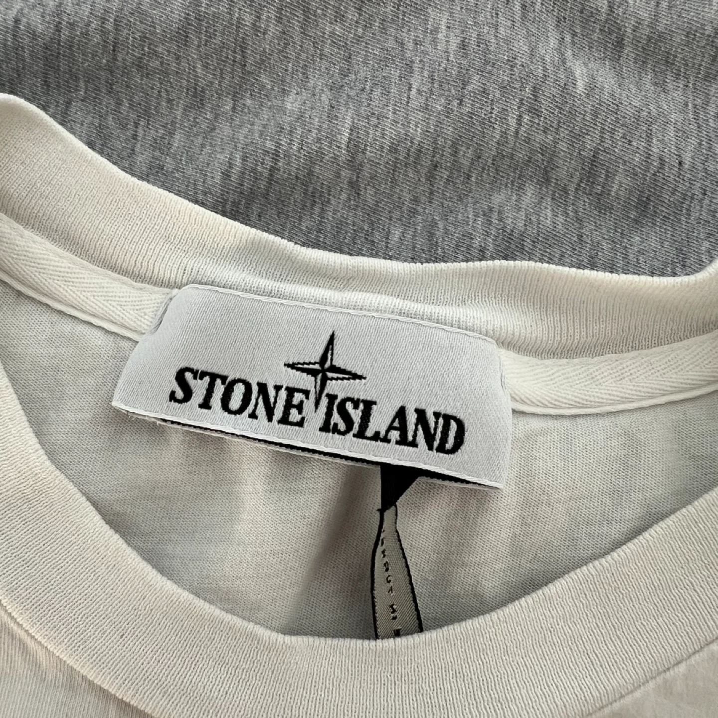 (Retail $310)Stone Island White T-Shirt Size L - photo 3