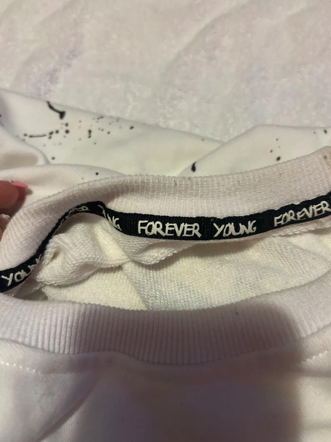 White Graphic Sweatshirt - photo 3