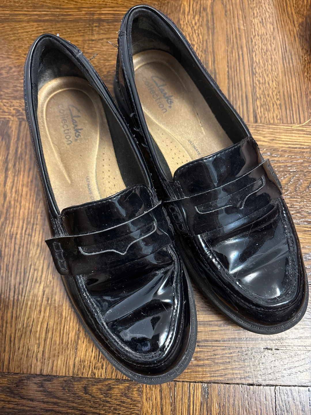 🌱Clarks Collection Black Patent Loafers