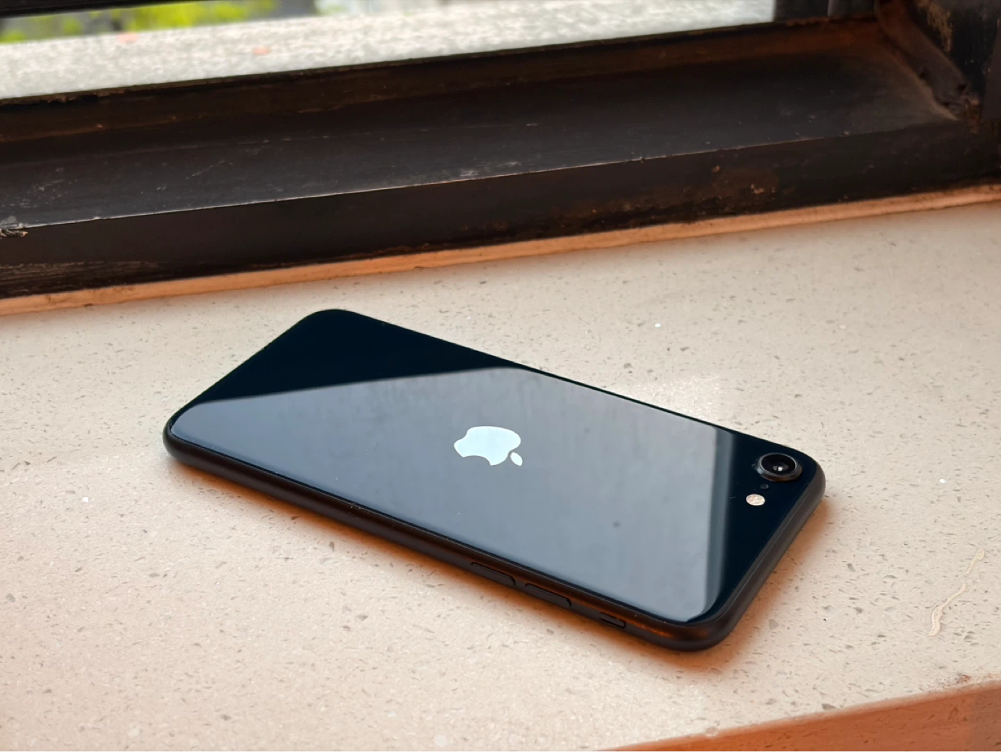 Apple iPhone SE 2022 (3nd Gen) - Black blue / 64GB / Unlock - photo 3