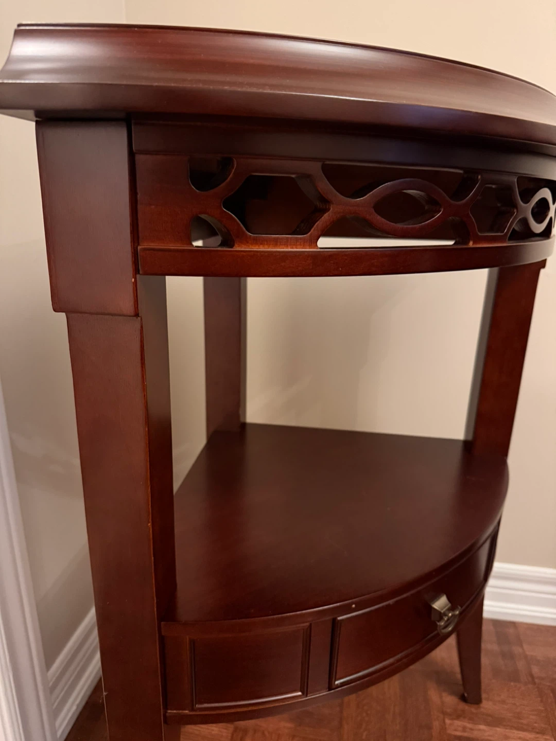 2 Bombay corner tables - photo 2
