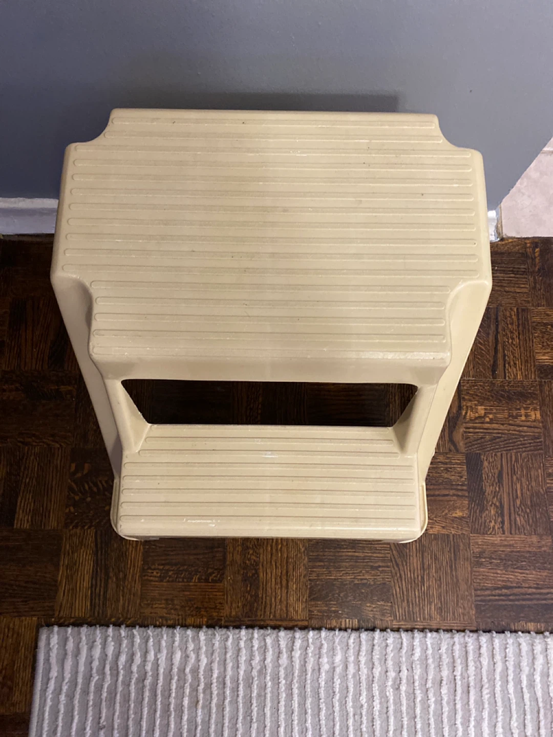 2 step ladder - photo 2