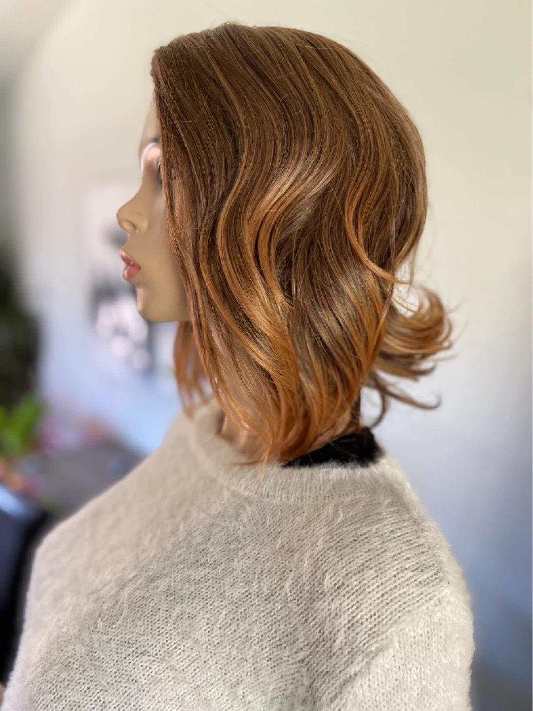 NWOT Short, Wavy, Light Brown Highlighted Synthetic Wig (2014) - photo 5