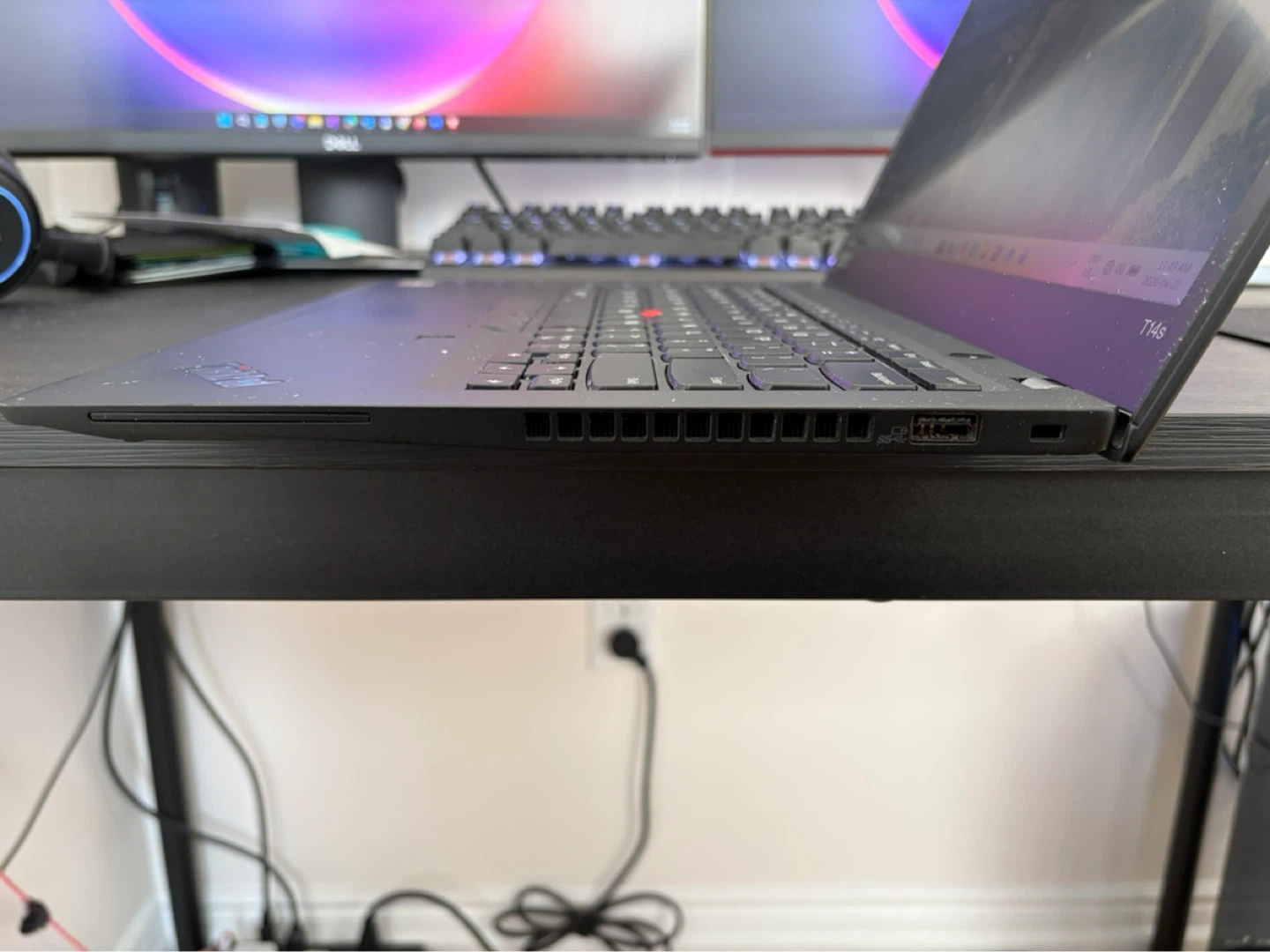 Lenovo ThinkPad T14s - photo 4