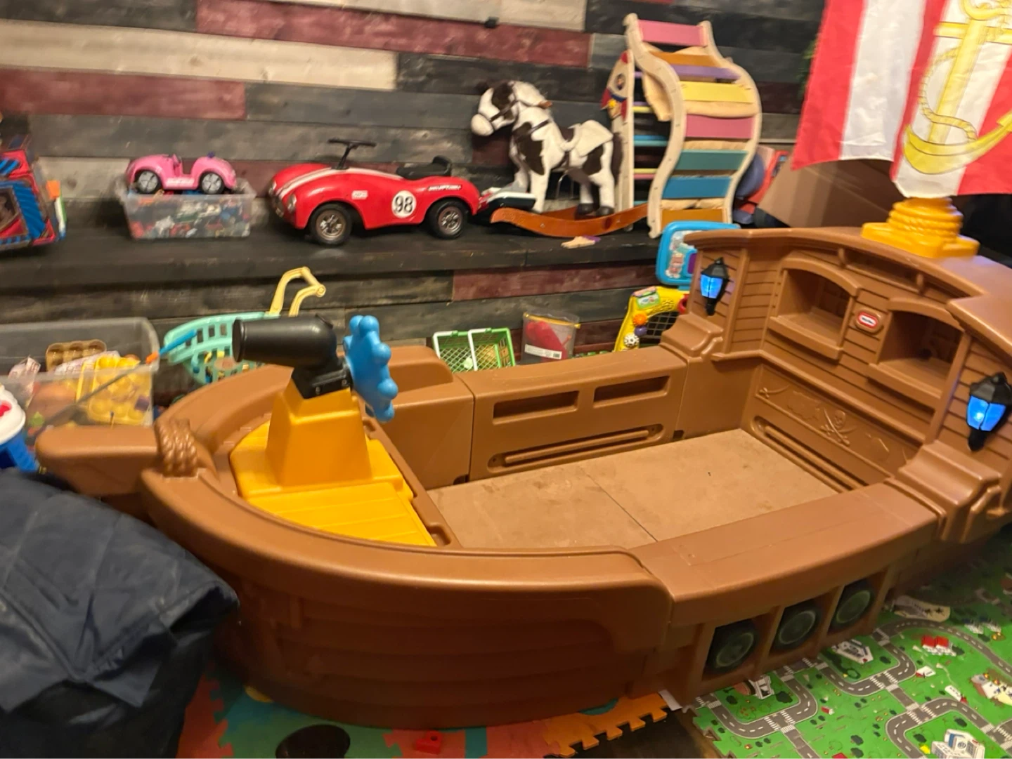Little Tikes Pirate Ship Toy Bed - photo 3