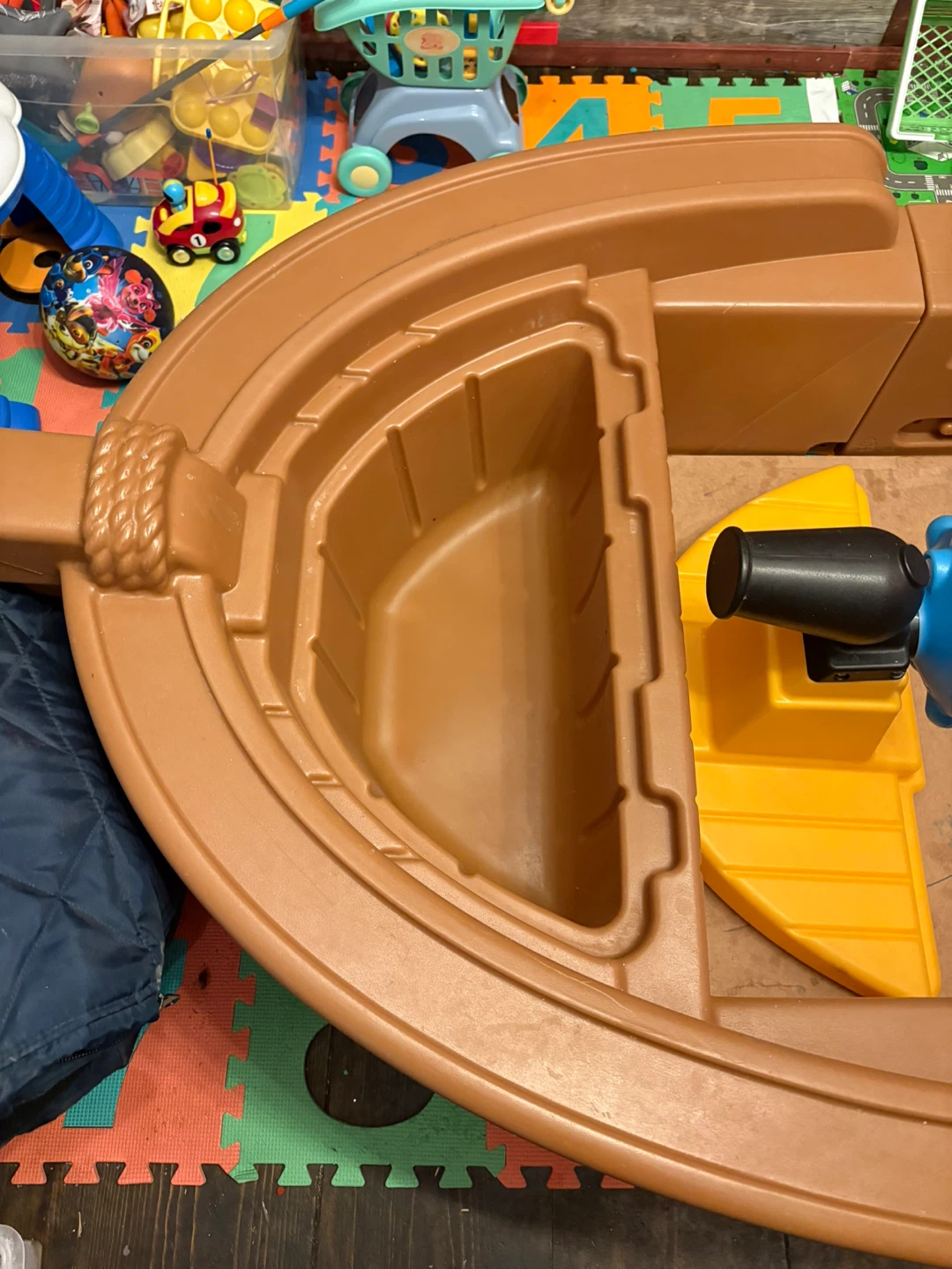 Little Tikes Pirate Ship Toy Bed - photo 2