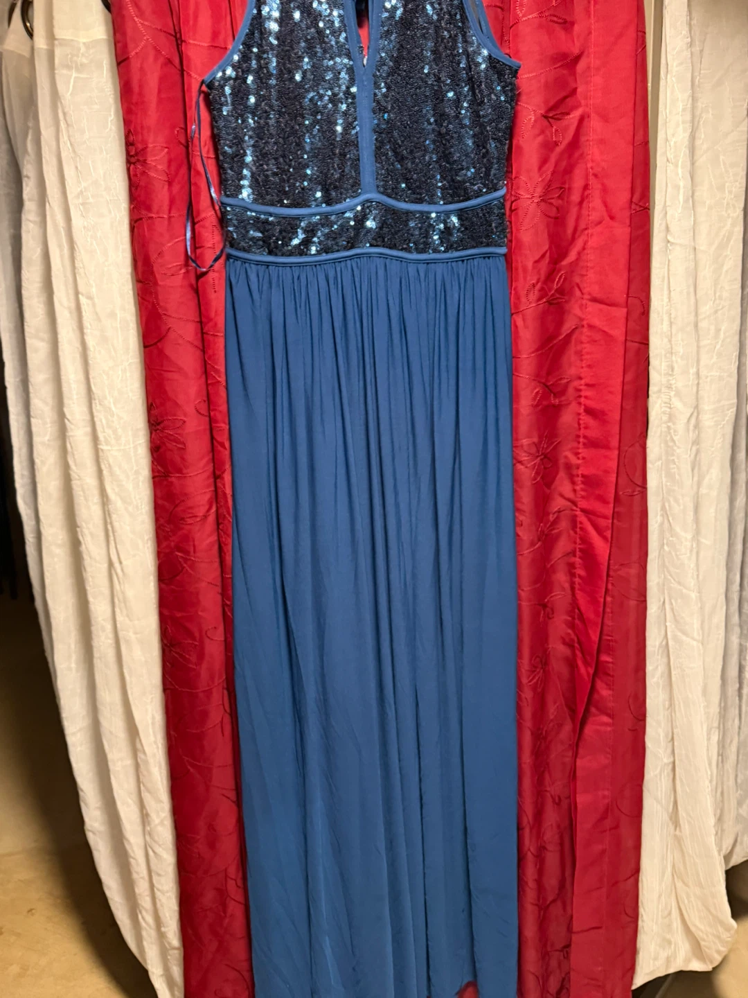 Morgan & Co. Blue Sequin Evening Gown Dress Size 5 - photo 2